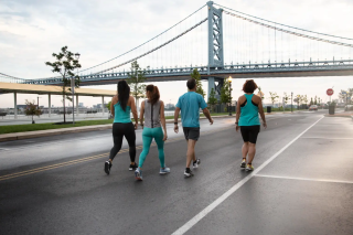 Simpel Tapi Ampuh: Jalan Kaki 10 Menit Setelah Makan