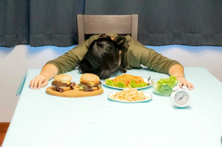 Fakta Psikologis di Balik Kecenderungan Menunda Makan Harian