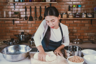 Cara Membuat Roti Lembut dari Tepung Gandum untuk Sarapan Anak