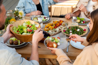 Membangun Tradisi Makan Sehat: Tips untuk Keluarga Bahagia