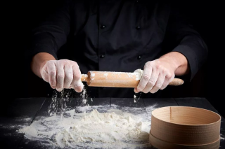 Pentingnya Pemilihan Bahan Baku Tepung Terigu dalam Menghasilkan Kue yang Menggugah Selera