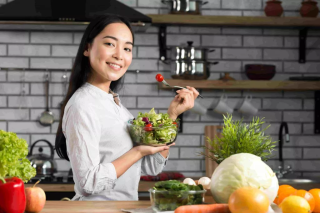 Tips Kesehatan untuk Ibu yang Sibuk: Tetap Sehat di Dapur