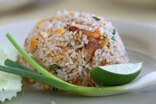 Kreasi Sarapan Praktis dengan Nasi Sisa yang Sehat dan Lezat
